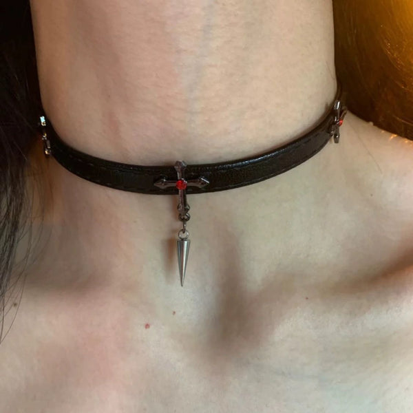 Single-Layer Cross Zircon Necklace
